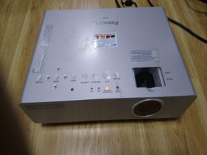 Máy chiếu PANASONIC PT-LB78V